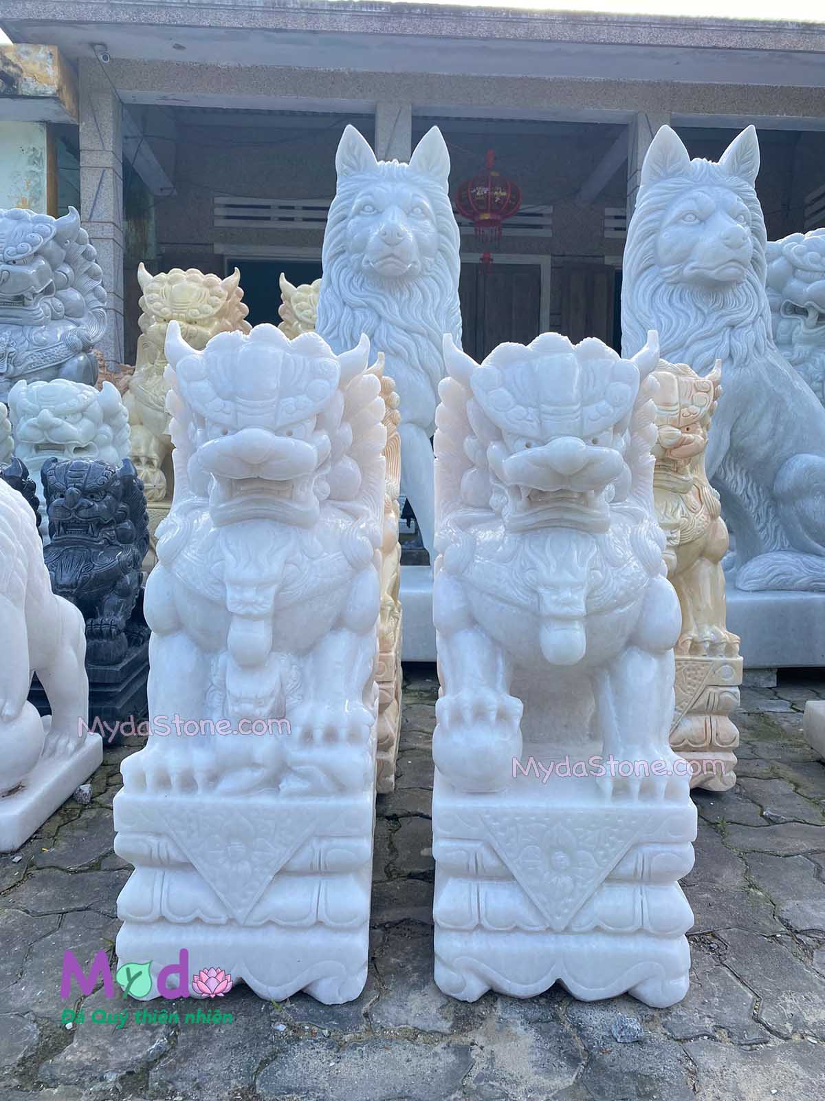 Tượng Kỳ Lân đá Cẩm Thạch Trắng