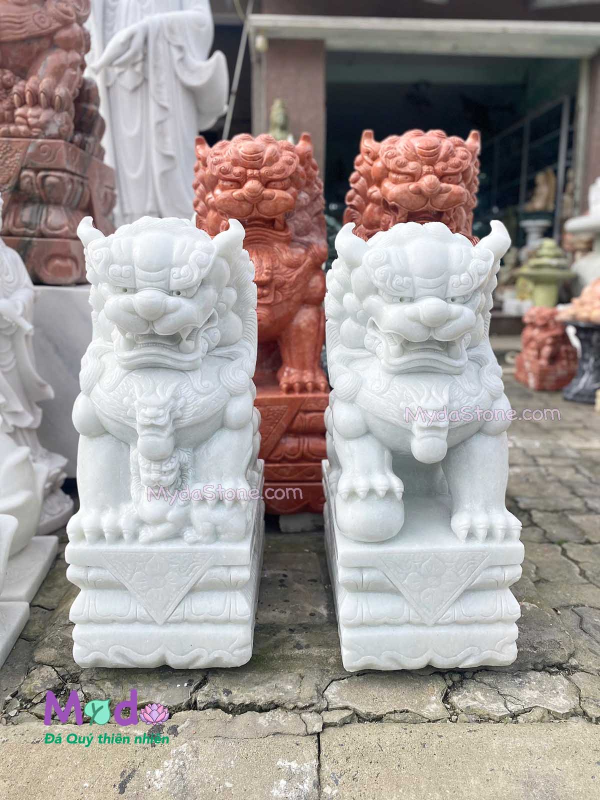 Tượng Kỳ Lân đá Cẩm Thạch Trắng