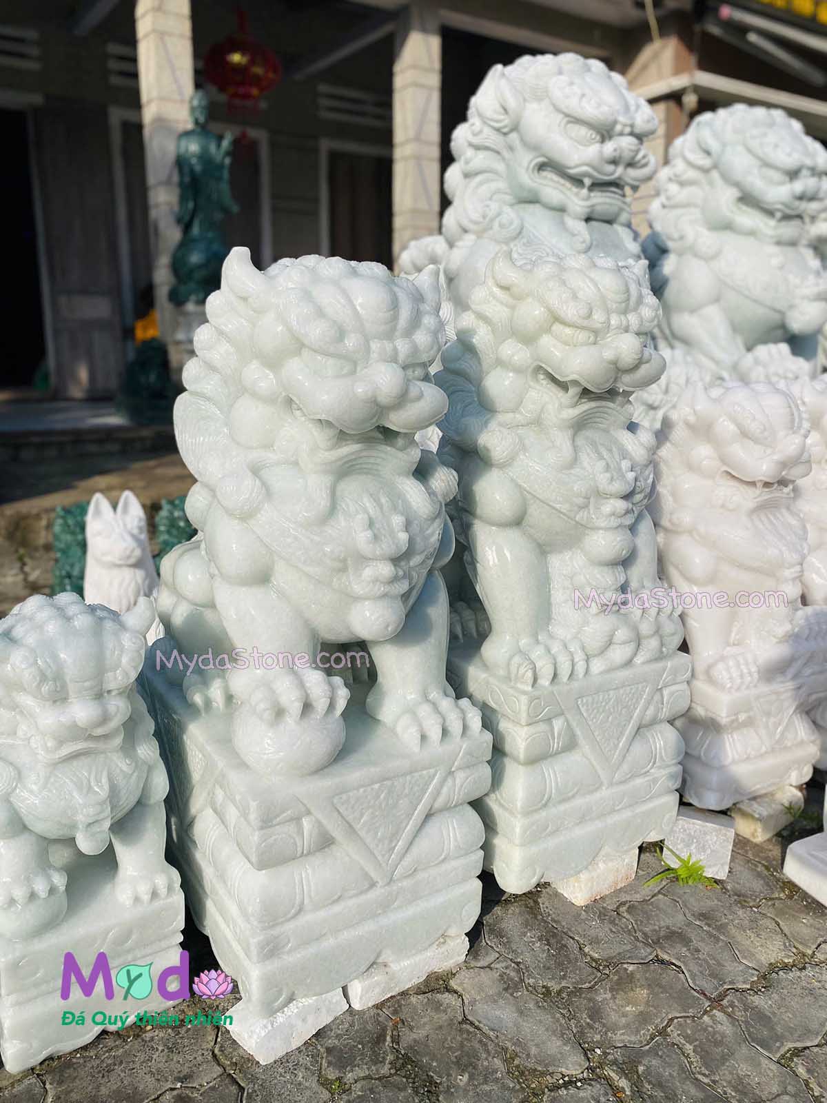 Tượng Kỳ Lân đá Cẩm Thạch Trắng Xanh