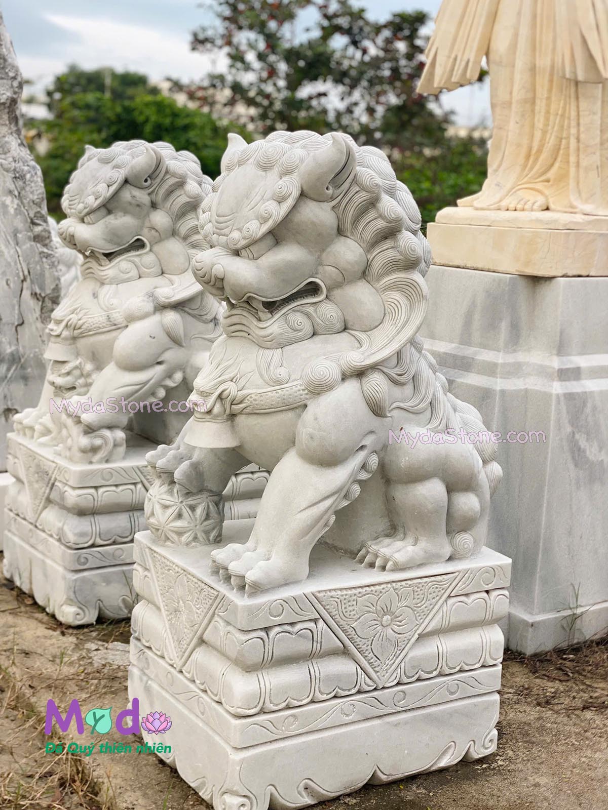 Tượng Kỳ Lân đá Cẩm Thạch Trắng Xám