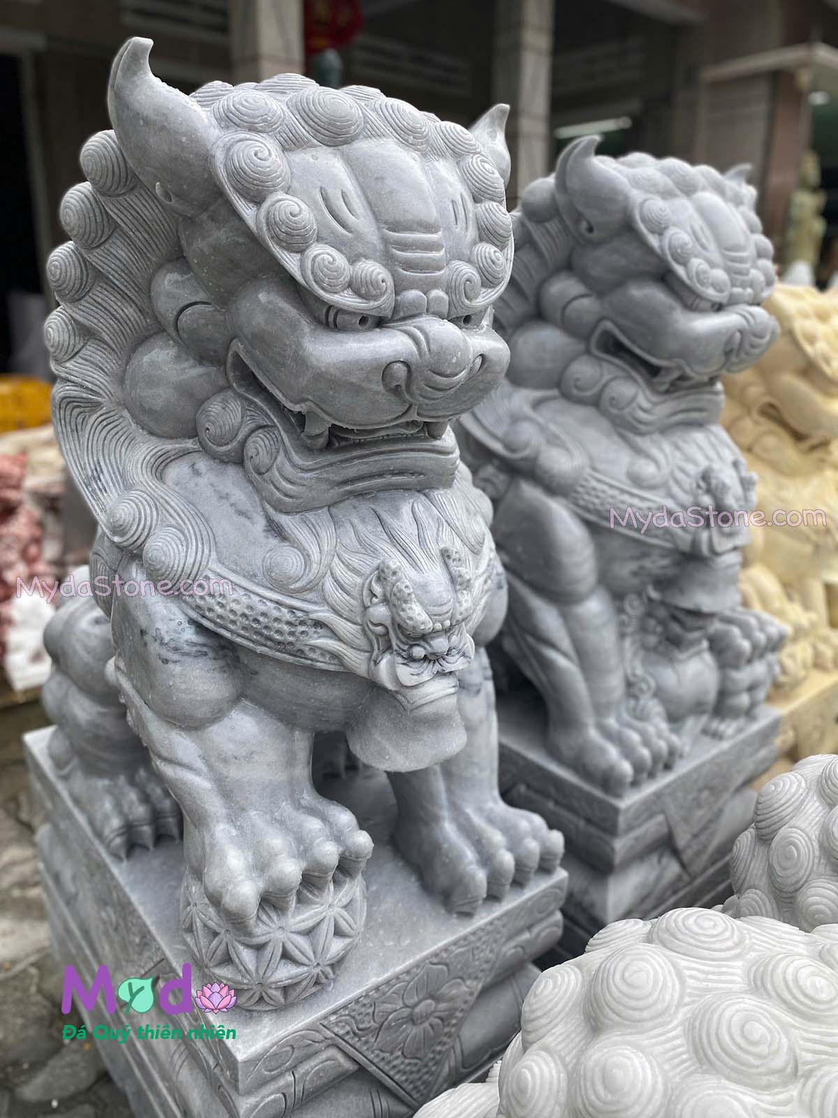 Tượng Kỳ Lân để Lăng Mộ đá Cẩm Thạch Trắng Xám