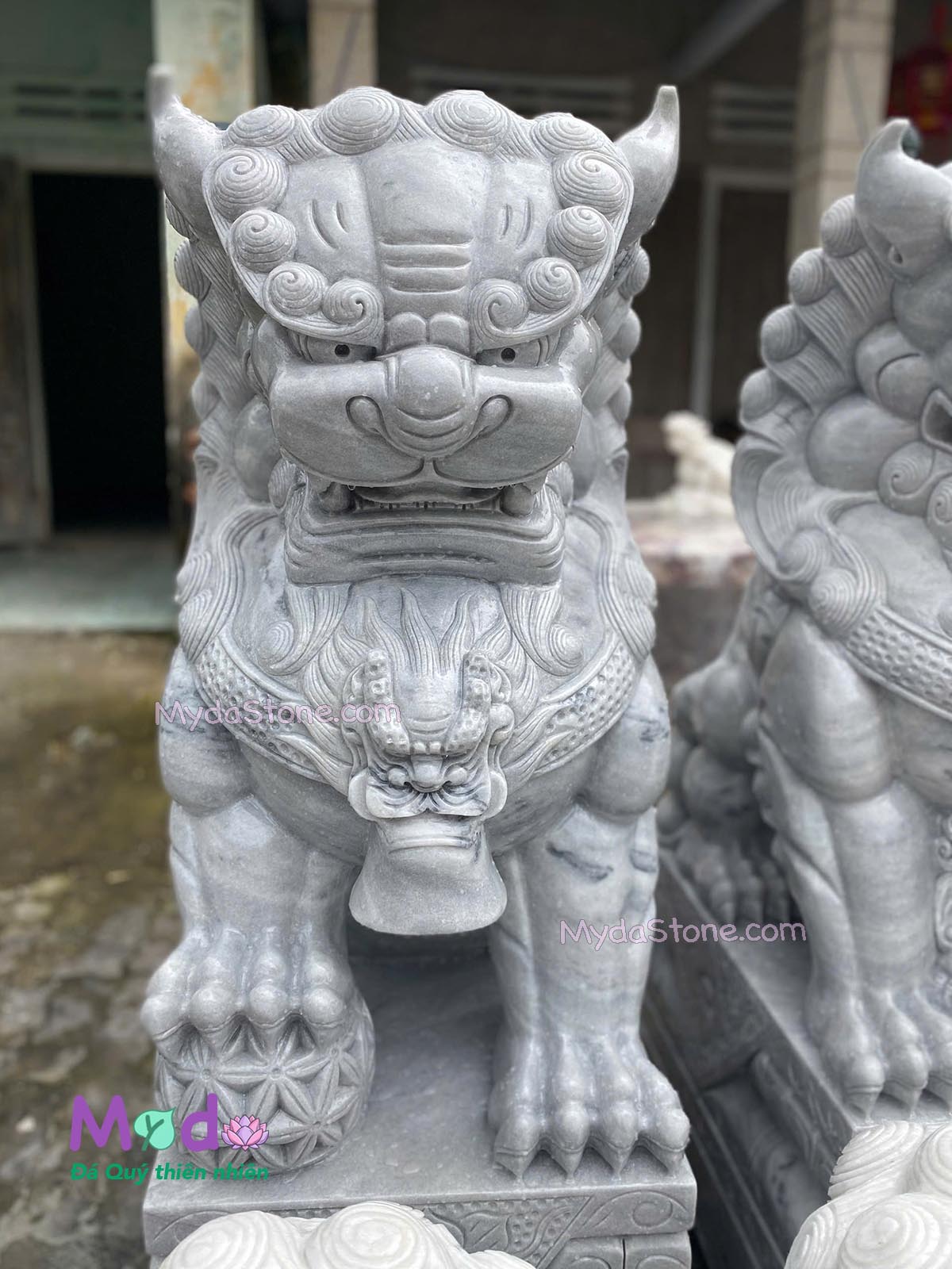 Tượng Kỳ Lân để Lăng Mộ đá Cẩm Thạch Trắng Xám