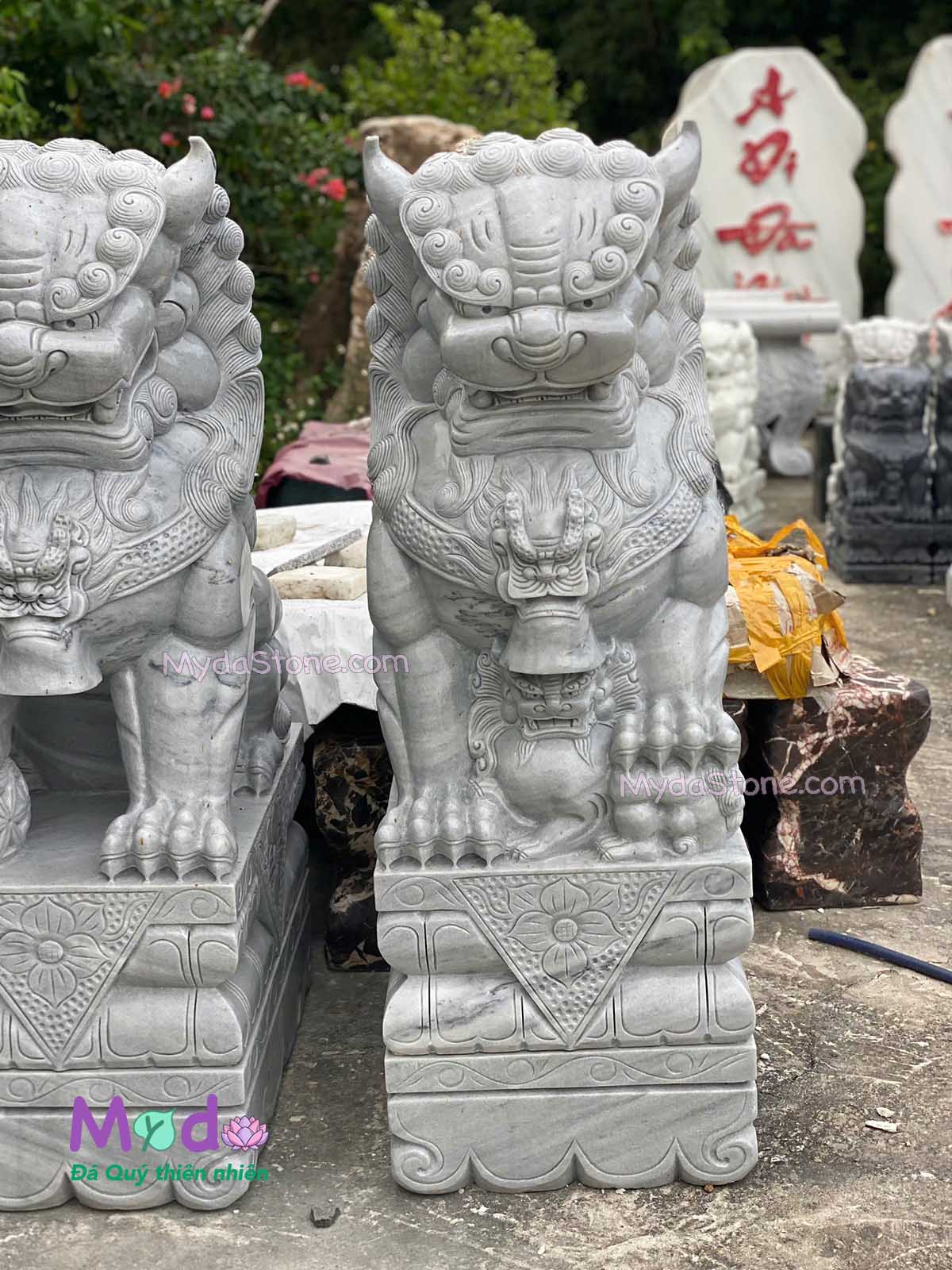 Tượng Kỳ Lân đá Cẩm Thạch Trắng Xám