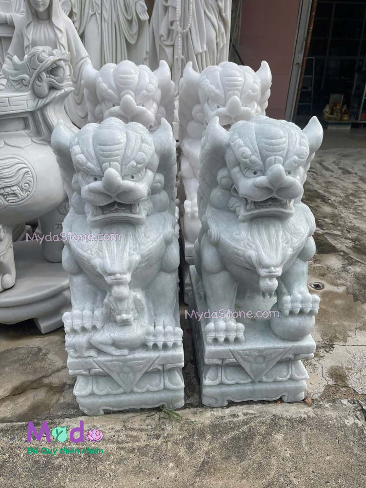 Tượng Kỳ Lân đá Cẩm Thạch Trắng Xanh