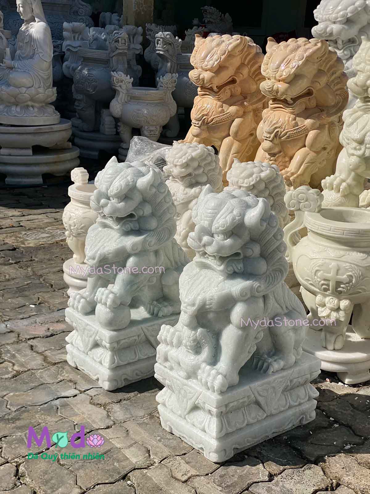 Tượng Kỳ Lân để Mộ đá Cẩm Thạch Trắng Xanh