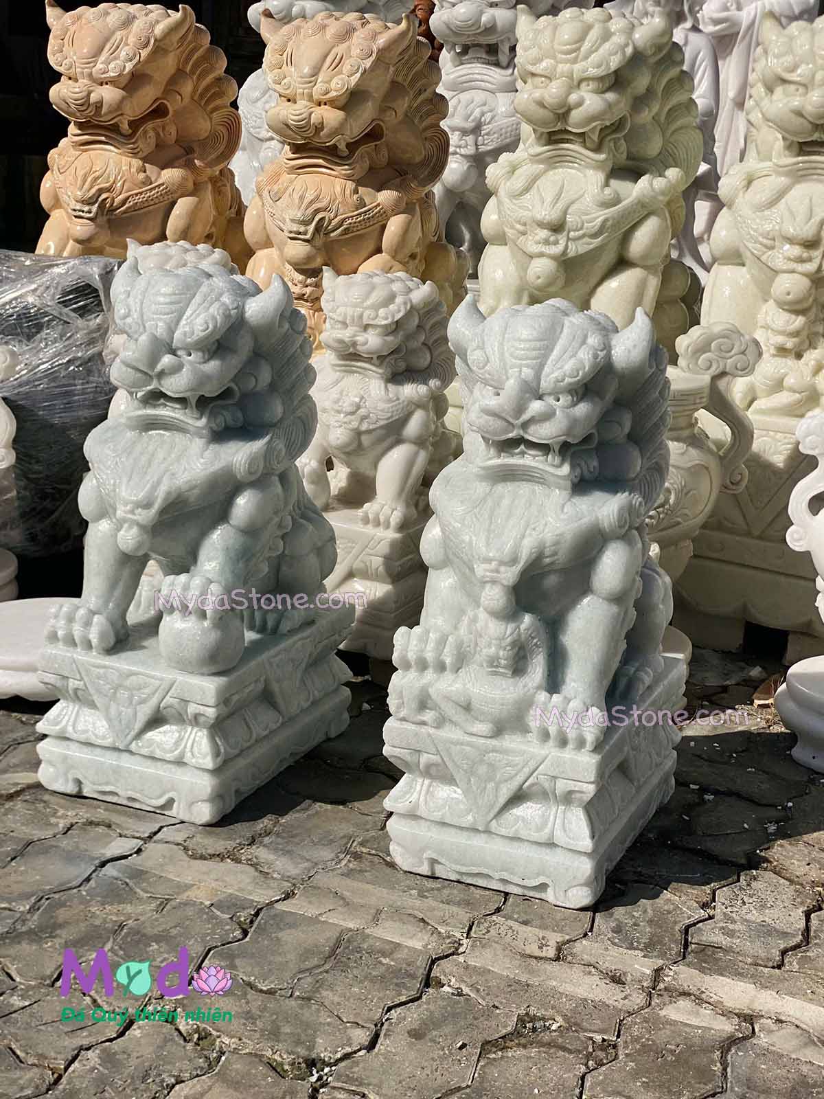 Tượng Kỳ Lân để Mộ đá Cẩm Thạch Trắng Xanh