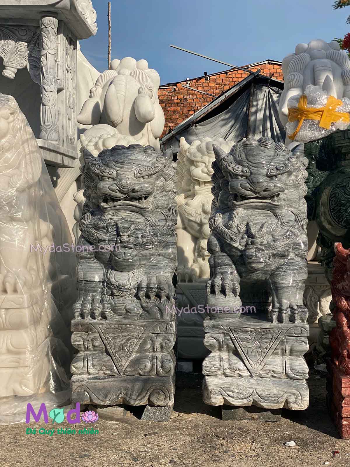 Tượng Kỳ Lân để Lăng Mộ đá Cẩm Thạch Xám