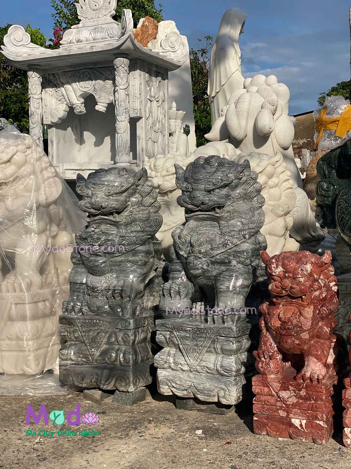 Tượng Kỳ Lân để Lăng Mộ đá Cẩm Thạch Xám