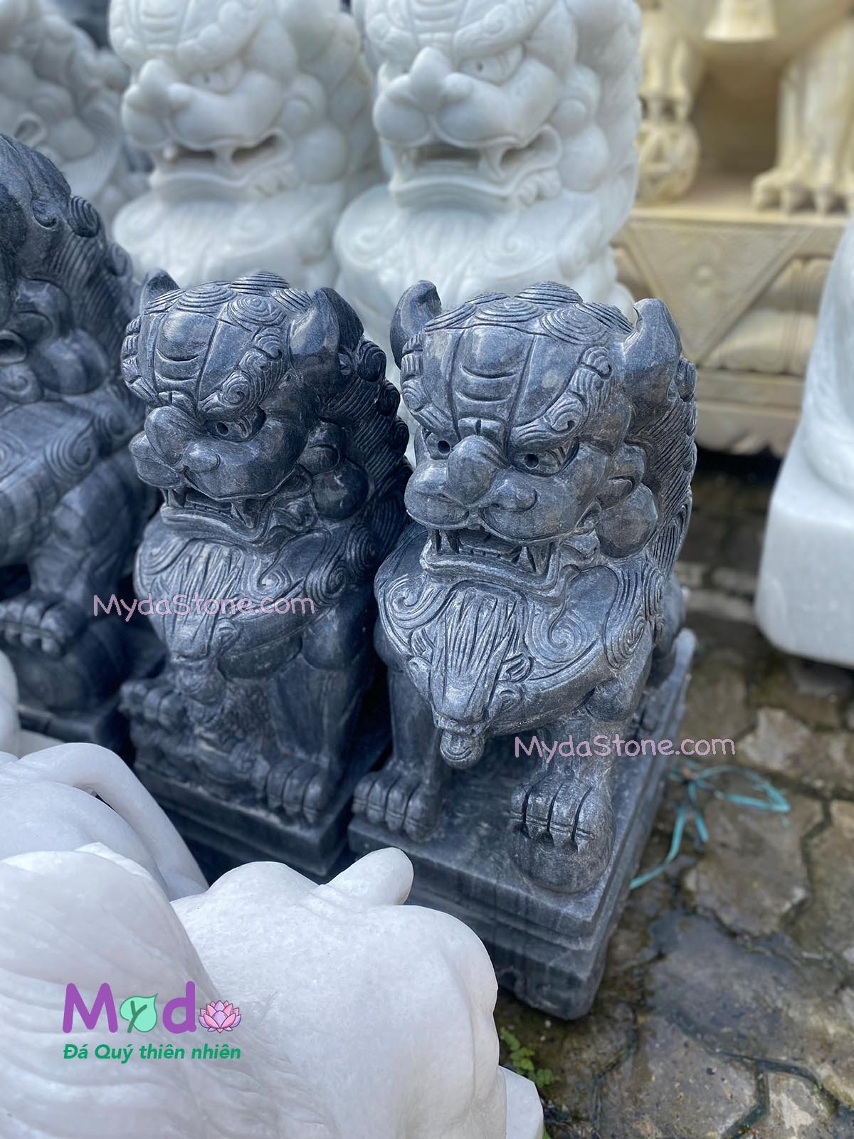 Tượng Kỳ Lân để Lăng Mộ đá Cẩm Thạch Đen