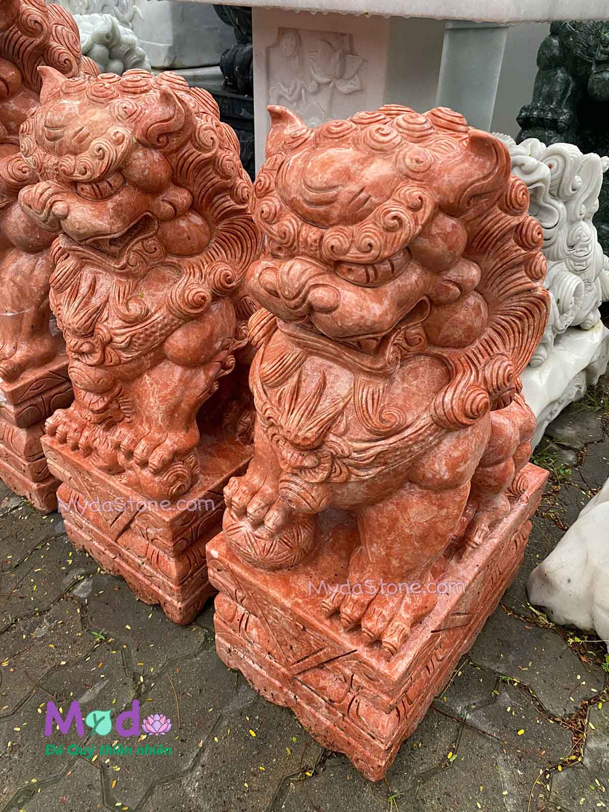 Tượng Kỳ Lân đá Đỏ Thanh Hoá