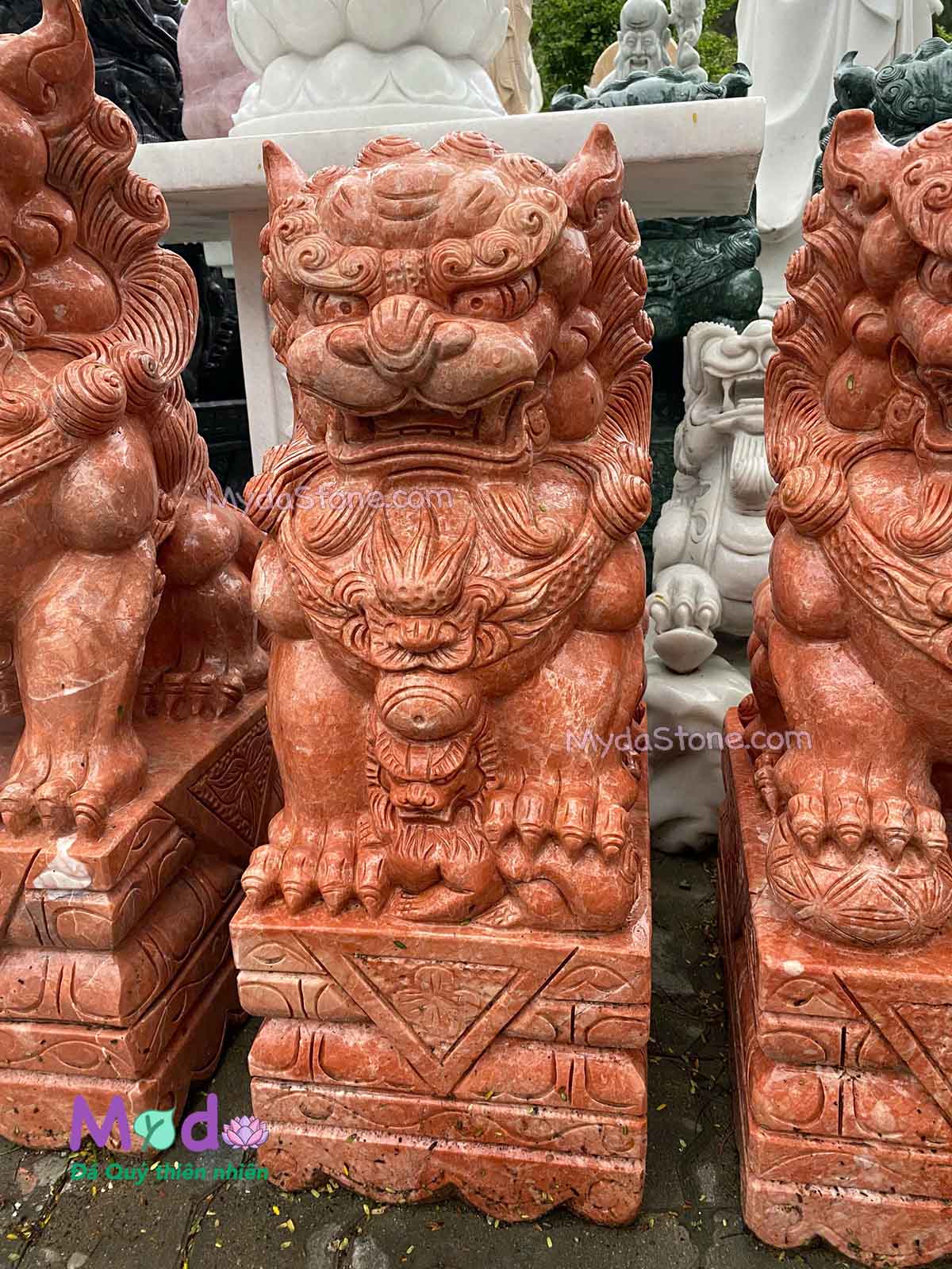 Tượng Kỳ Lân đá Đỏ Thanh Hoá