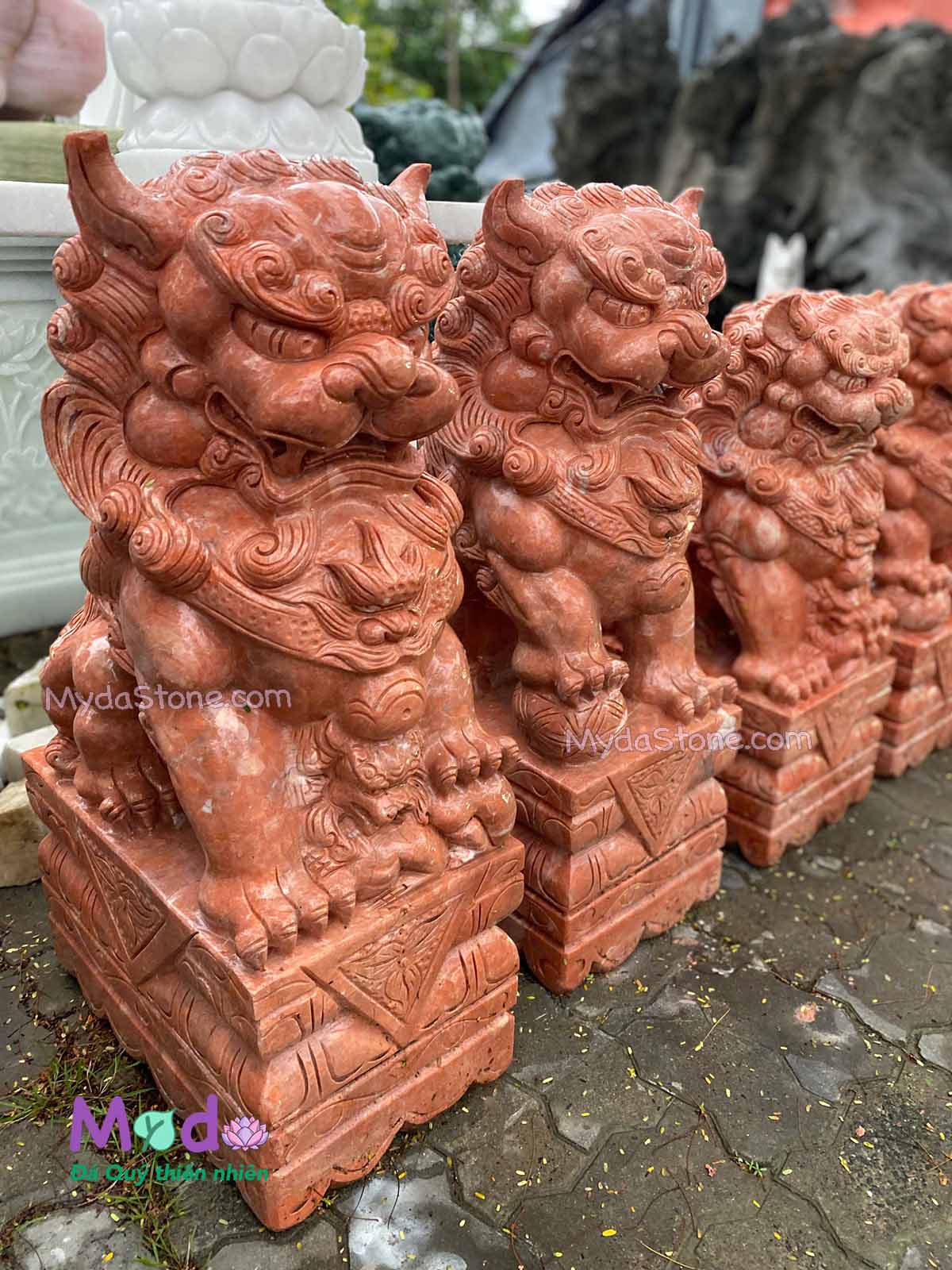 Tượng Kỳ Lân đá Đỏ Thanh Hoá