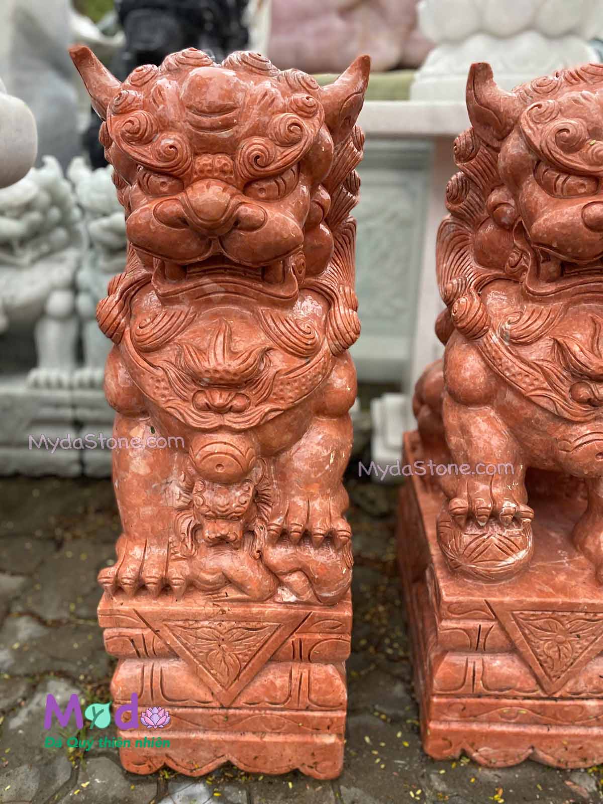 Tượng Kỳ Lân đá Đỏ Thanh Hoá