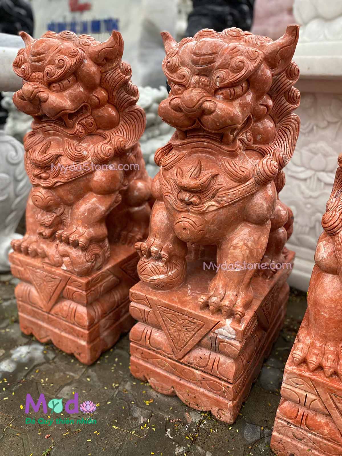 Tượng Kỳ Lân đá Đỏ Thanh Hoá