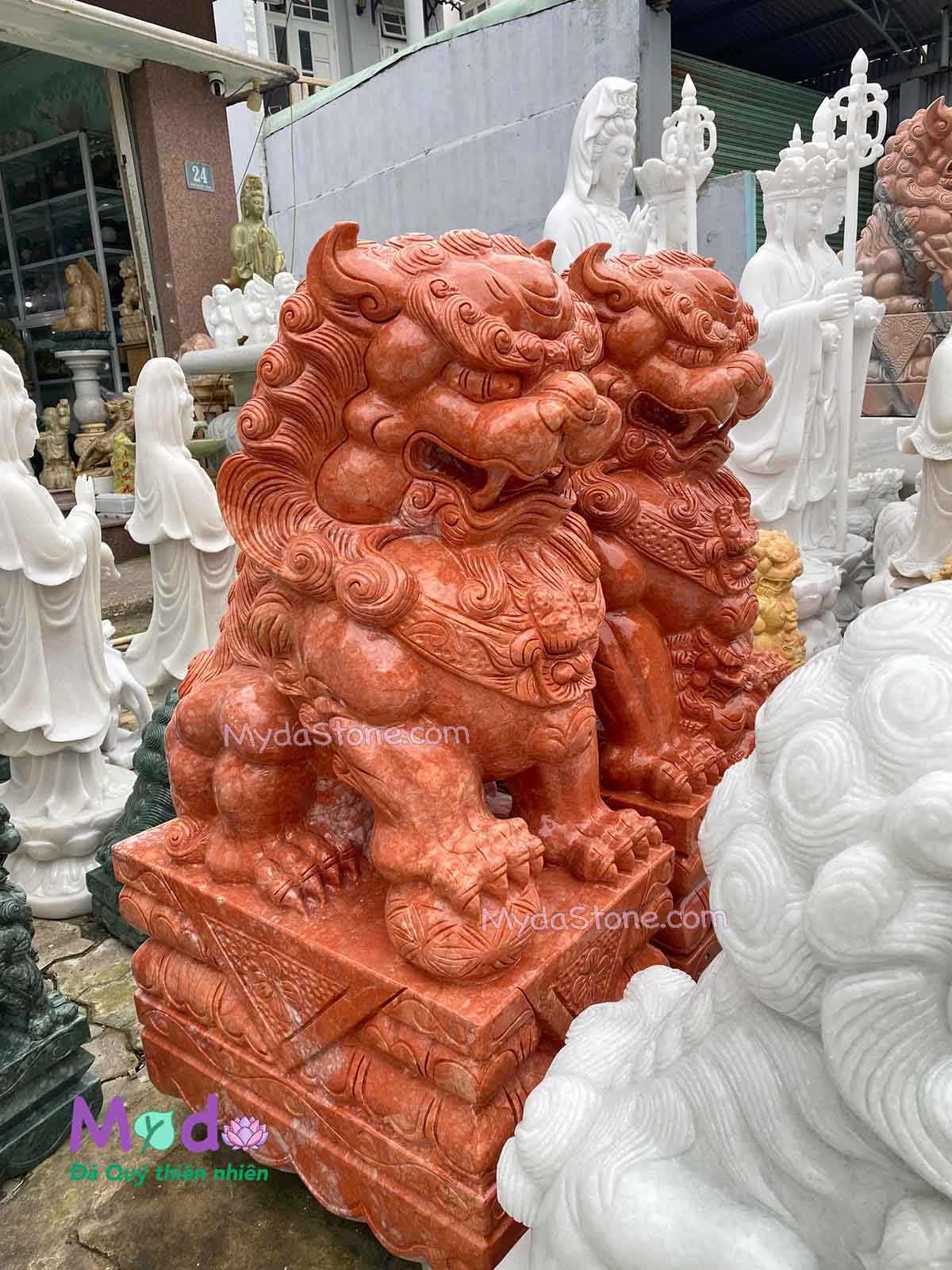Tượng Kỳ Lân đá Đỏ Thanh Hoá