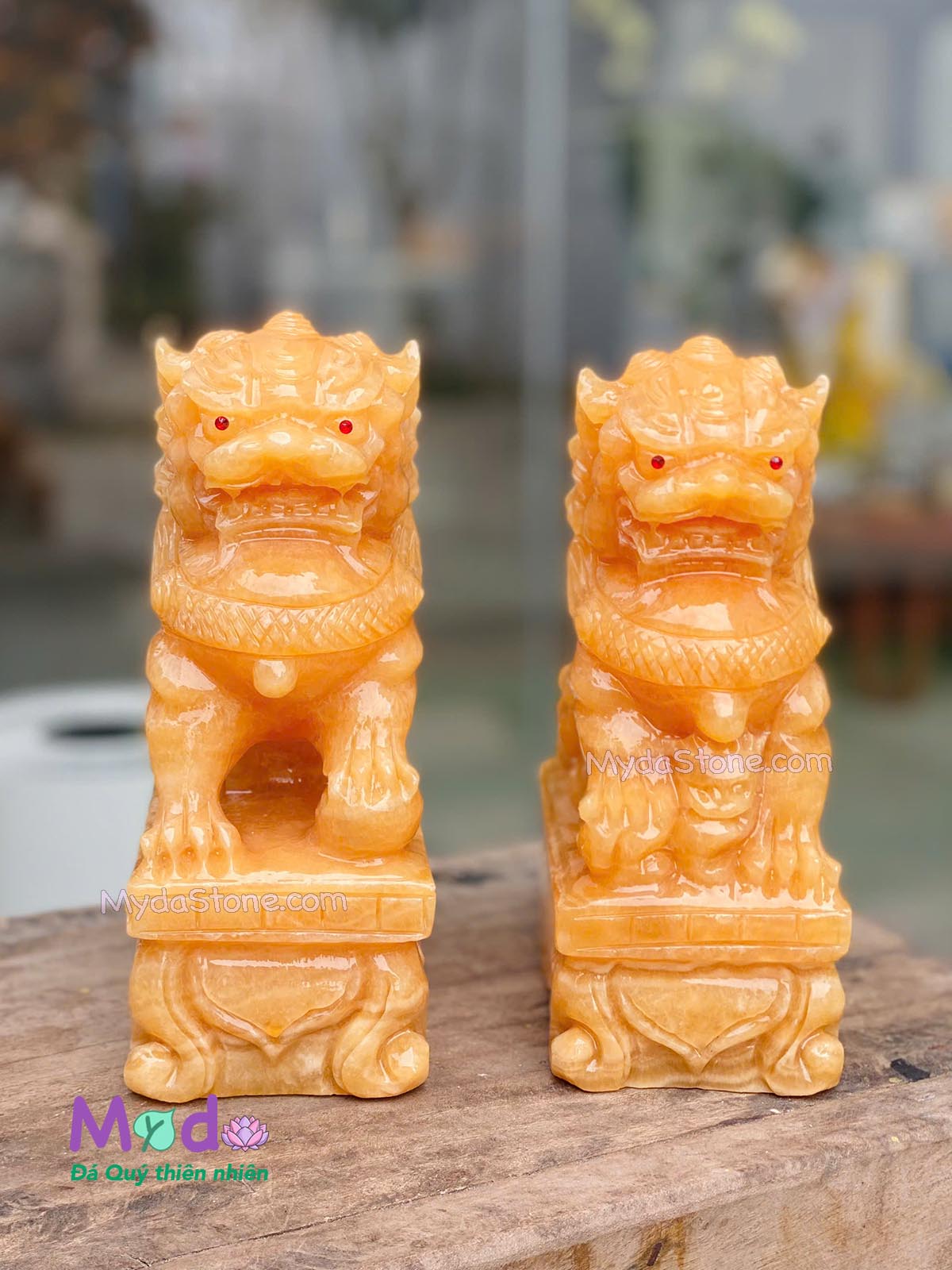 Tượng Kỳ Lân đá Ngọc Hoàng Long