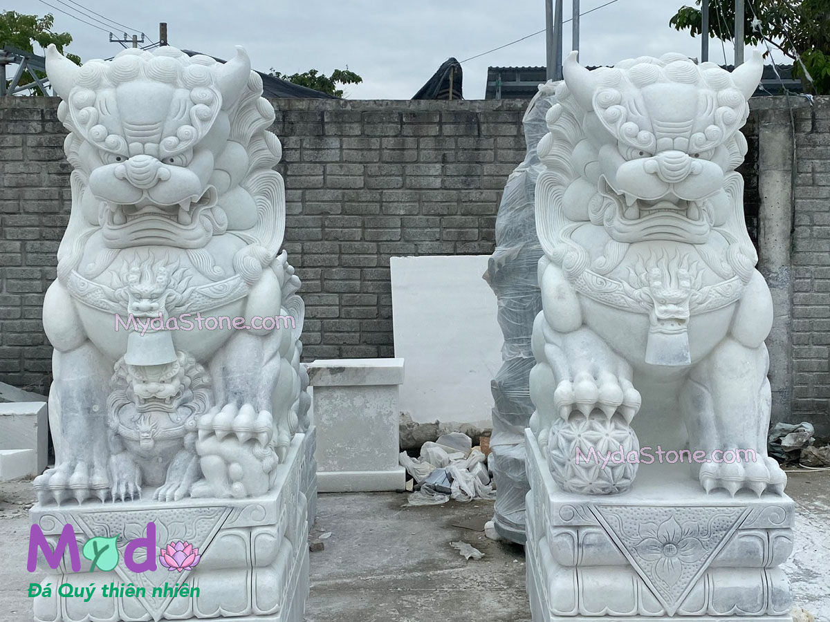 Tượng Kỳ Lân đá Cẩm Thạch Trắng Xanh