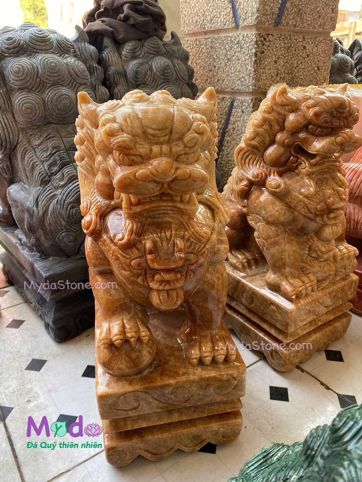 Tượng Kỳ Lân đá Vân Gỗ Tự Nhiên