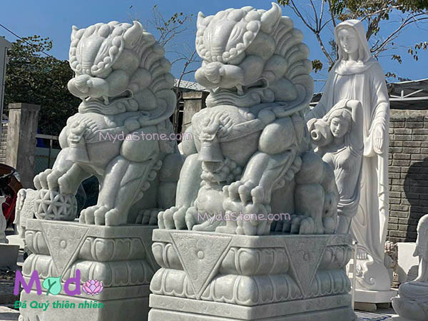 Tượng Kỳ Lân đá Cẩm Thạch Trắng Xanh