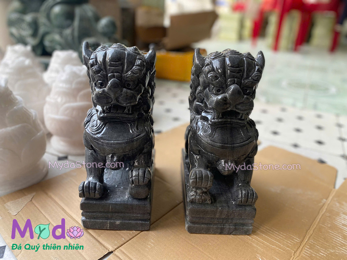 Tượng Kỳ Lân để Mộ đá Cẩm Thạch Đen