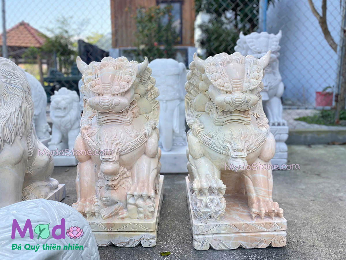 Kỳ Lân để Lăng Mộ đá Cà Rốt Vàng