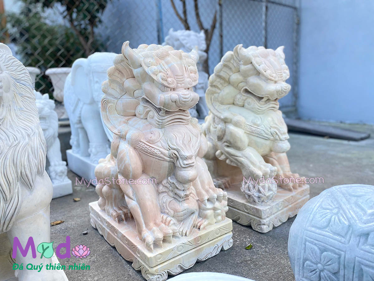 Kỳ Lân để Lăng Mộ đá Cà Rốt Vàng
