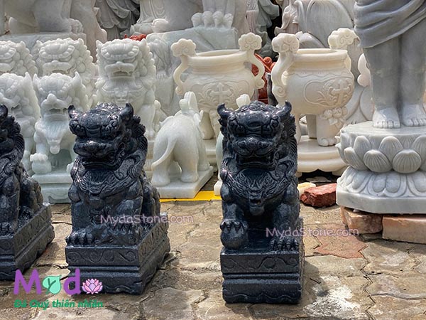 Tượng Kỳ Lân để Lăng Mộ đá Cẩm Thạch Đen