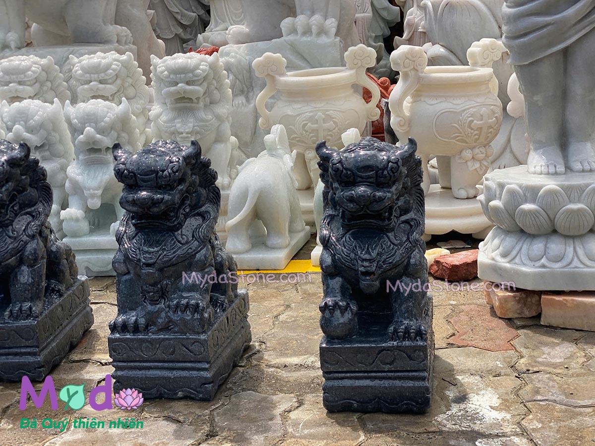 Tượng Kỳ Lân để Lăng Mộ đá Cẩm Thạch Đen