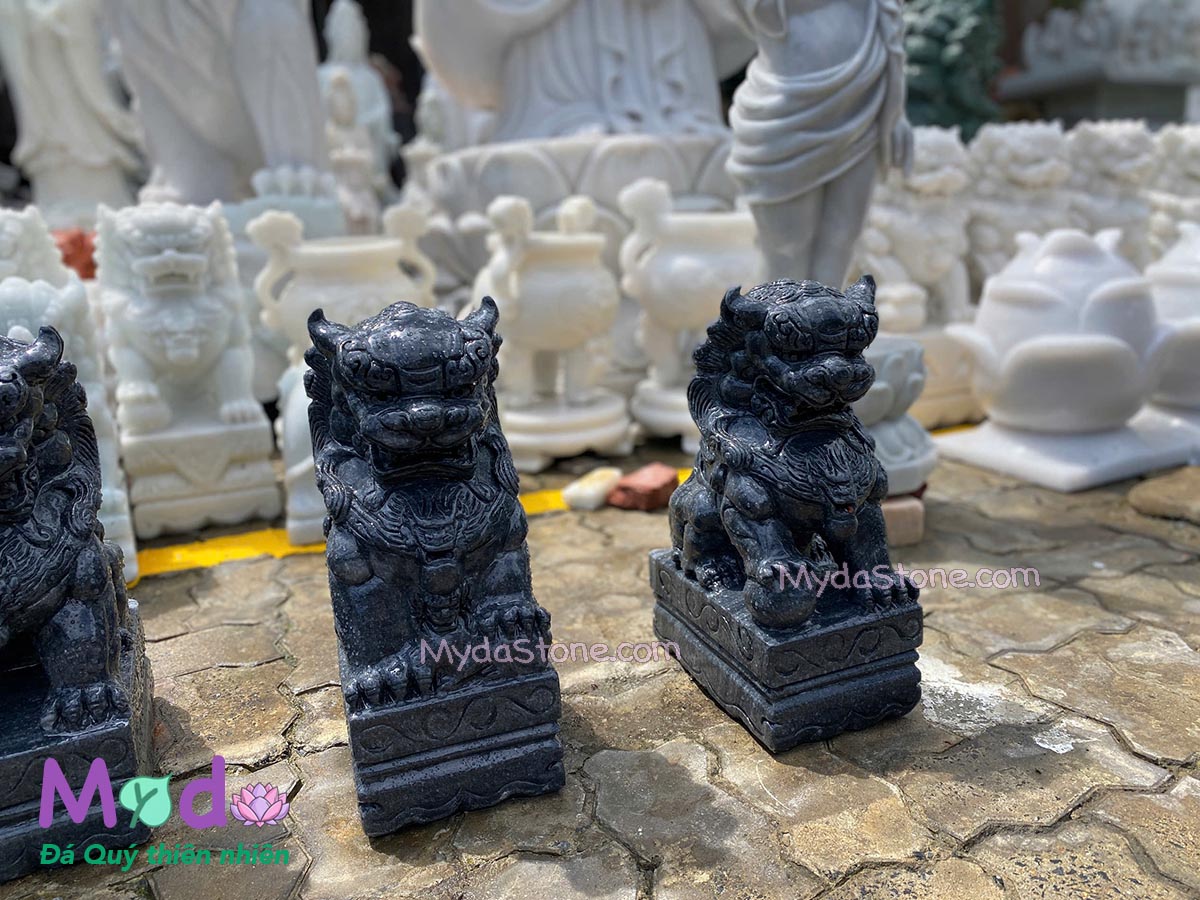 Tượng Kỳ Lân để Lăng Mộ đá Cẩm Thạch Đen
