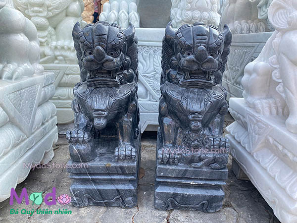 Kỳ Lân để Mộ đá Cẩm Thạch Đen