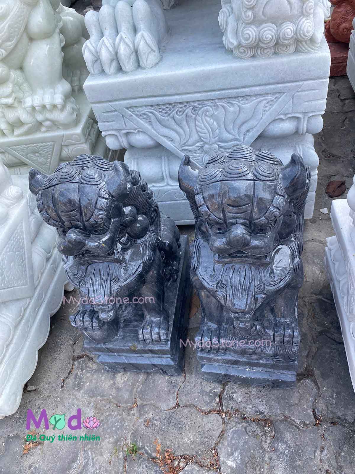 Kỳ Lân để Mộ đá Cẩm Thạch Đen