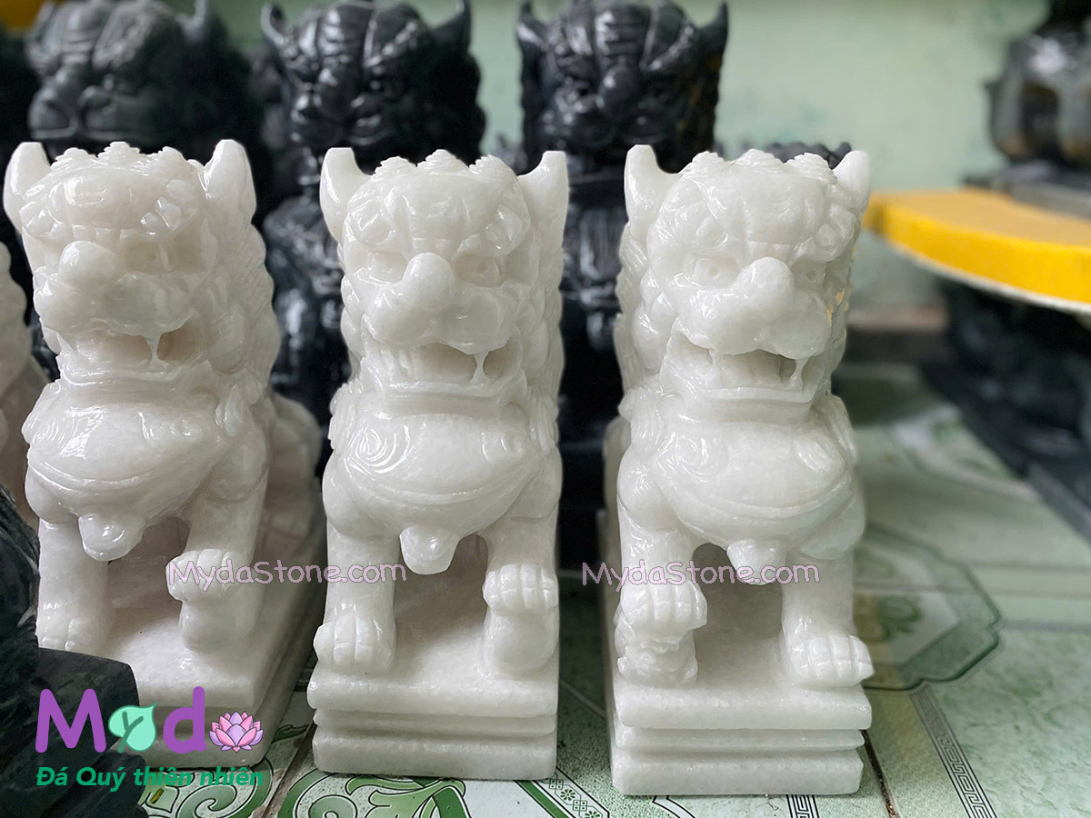 Tượng Kỳ Lân để Lăng Mộ đá Cẩm Thạch Trắng