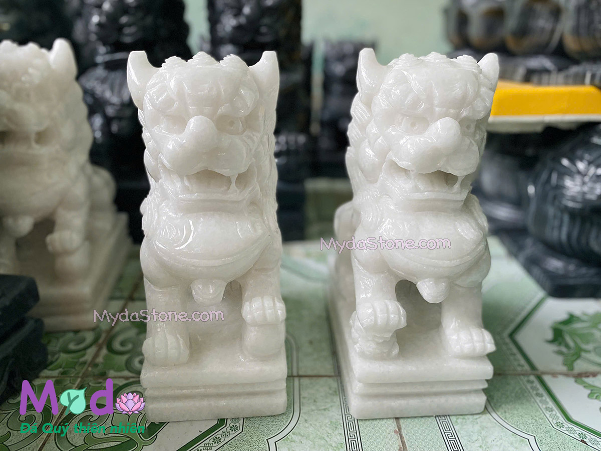 Tượng Kỳ Lân để Lăng Mộ đá Cẩm Thạch Trắng