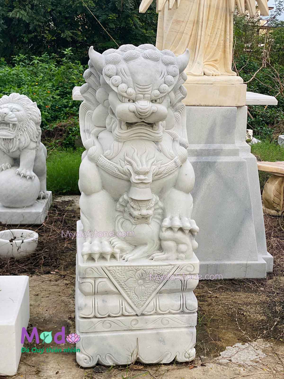 Tượng Kỳ Lân để Lăng Mộ đá Cẩm Thạch Trắng Xám