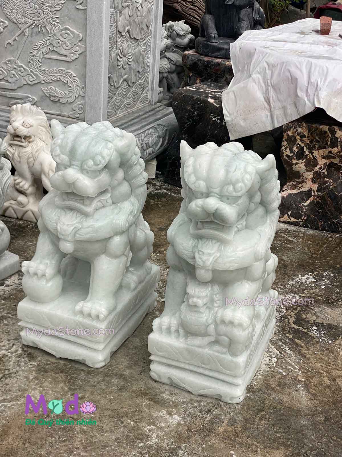 Tượng Kỳ Lân để Mộ đá Cẩm Thạch Trắng Xanh