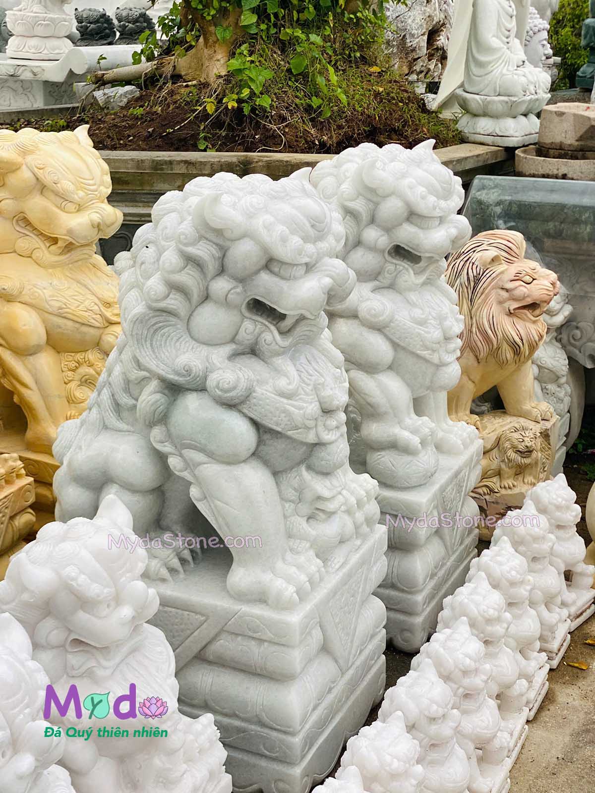 Tượng Kỳ Lân để Lăng Mộ đá Cẩm Thạch Trắng Xanh