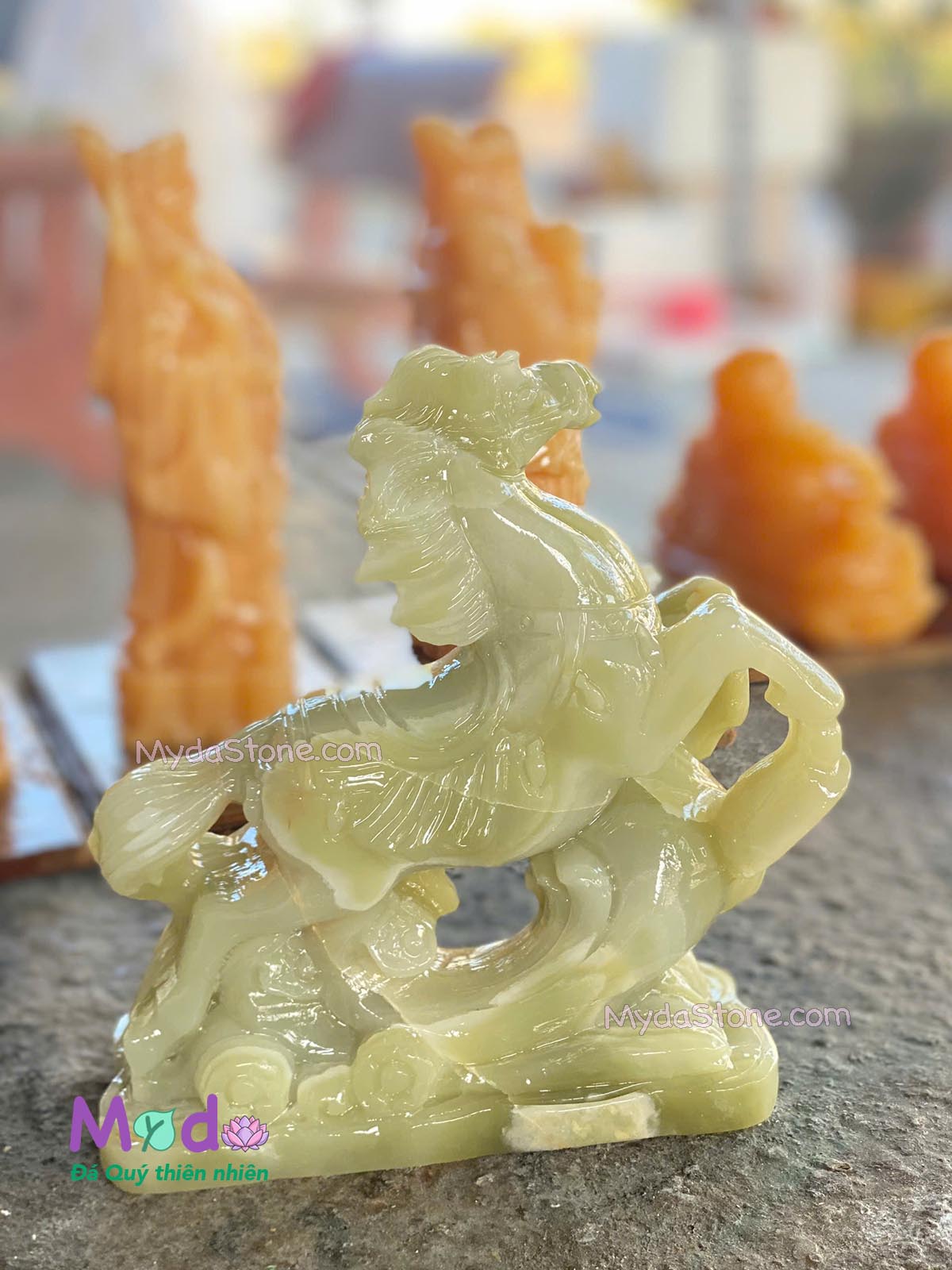 Tượng Ngựa Phong Thuỷ đá Ngọc Xanh Pakistan