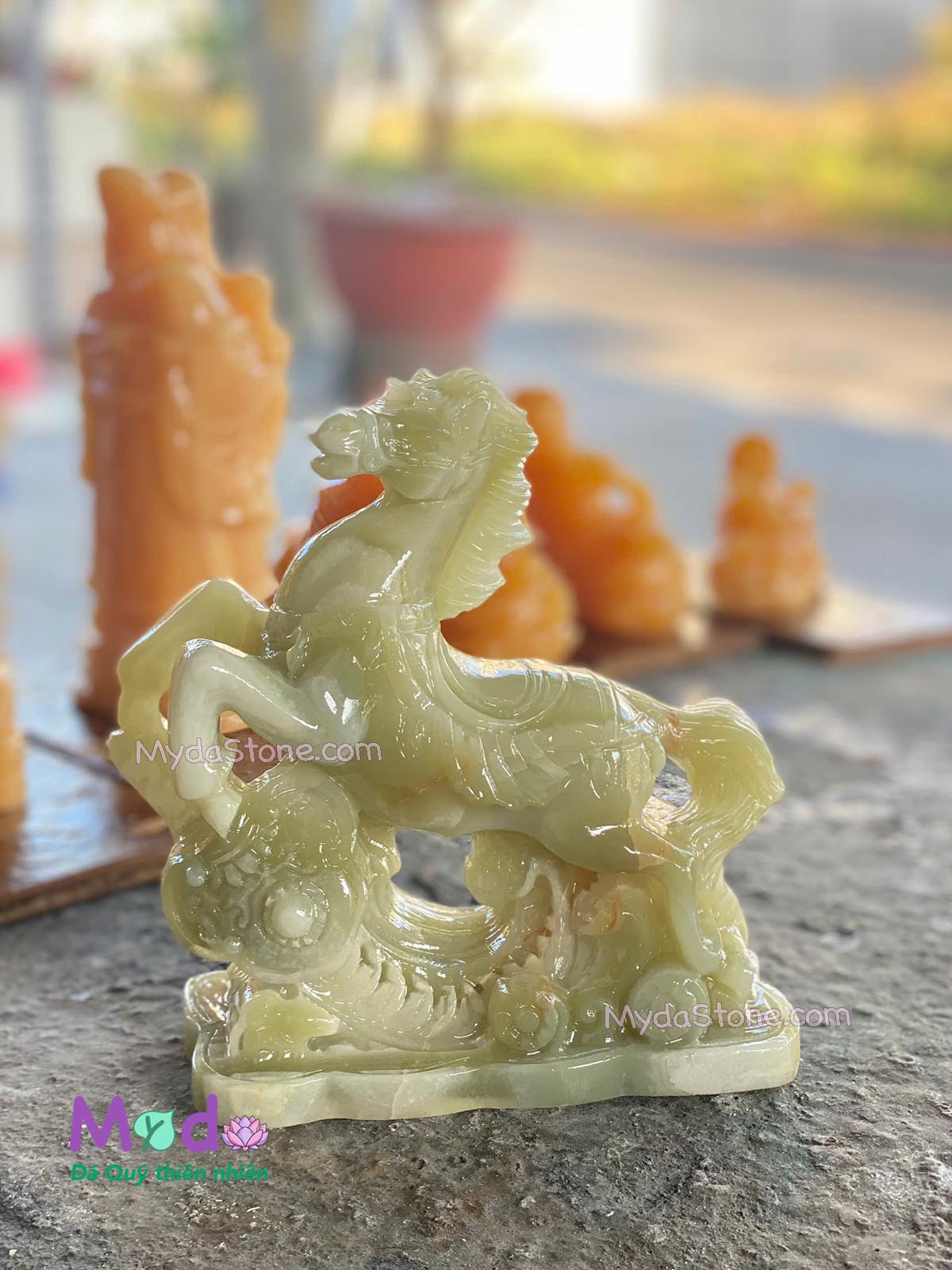 Tượng Ngựa Phong Thuỷ đá Ngọc Xanh Pakistan