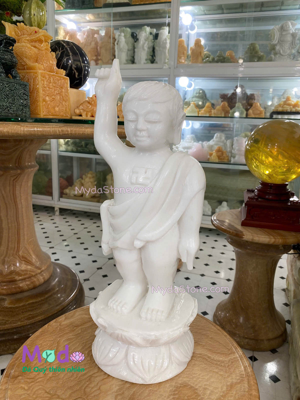 Tượng Phật Đản Sanh đá Cẩm Thạch Trắng