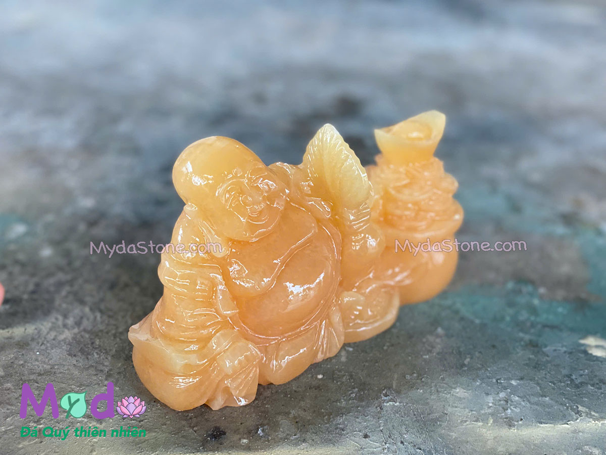Tượng Phật Di Lặc đá Ngọc Hoàng Long