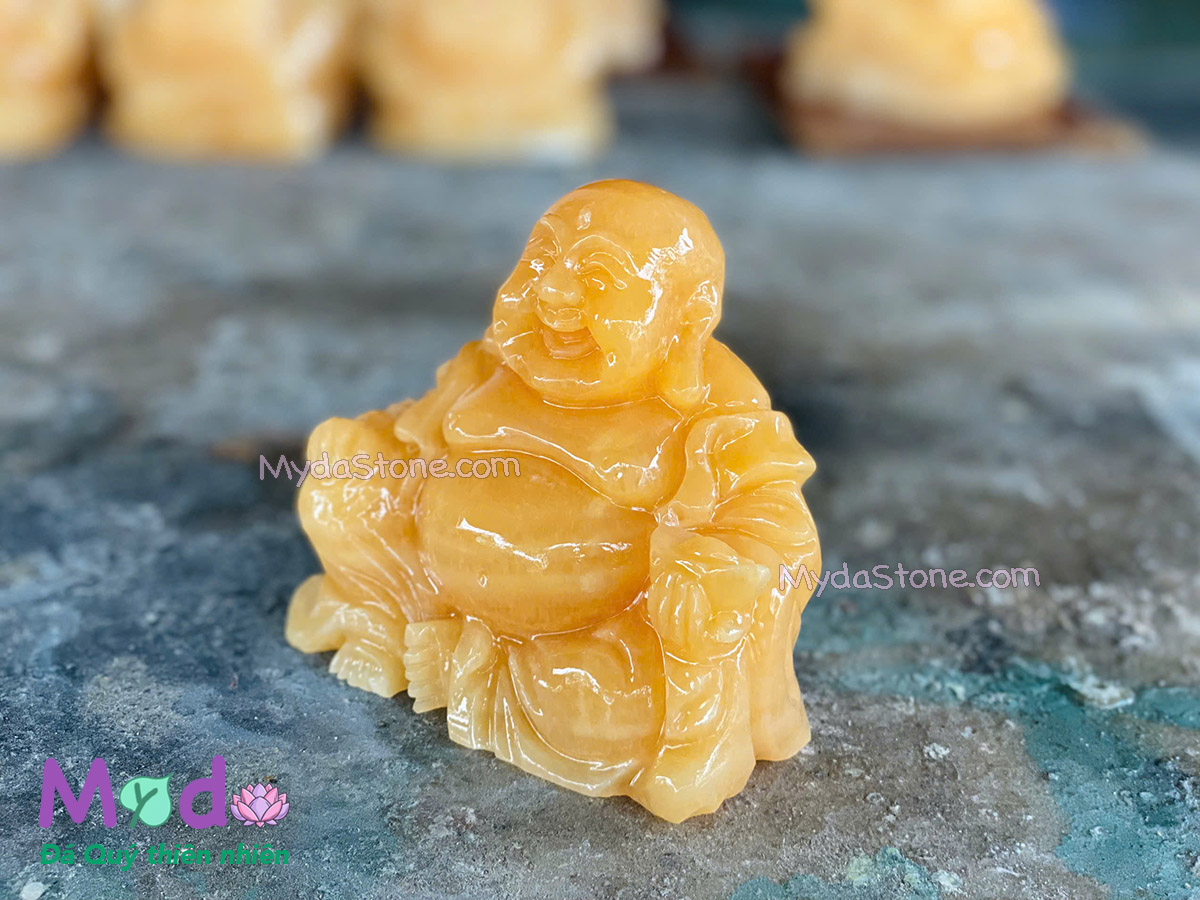 Tượng Phật Di Lặc đá Ngọc Hoàng Long