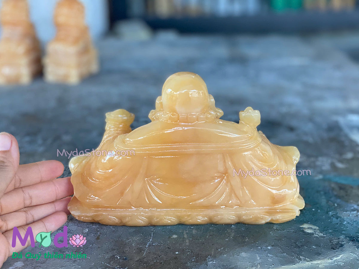 Tượng Phật Di Lặc đá Ngọc Hoàng Long