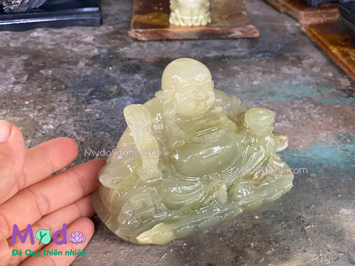 Tượng Phật Di Lặc đá Ngọc Xanh Pakistan