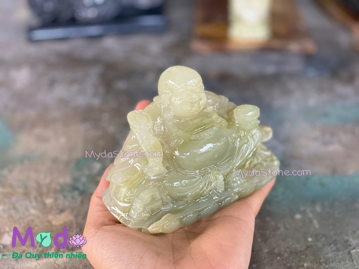 Tượng Phật Di Lặc đá Ngọc Xanh Pakistan