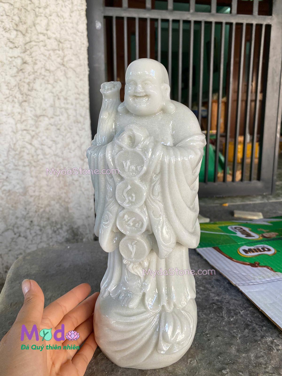 Tượng Phật Di Lặc đứng bao tiền đá Cẩm Thạch Trắng
