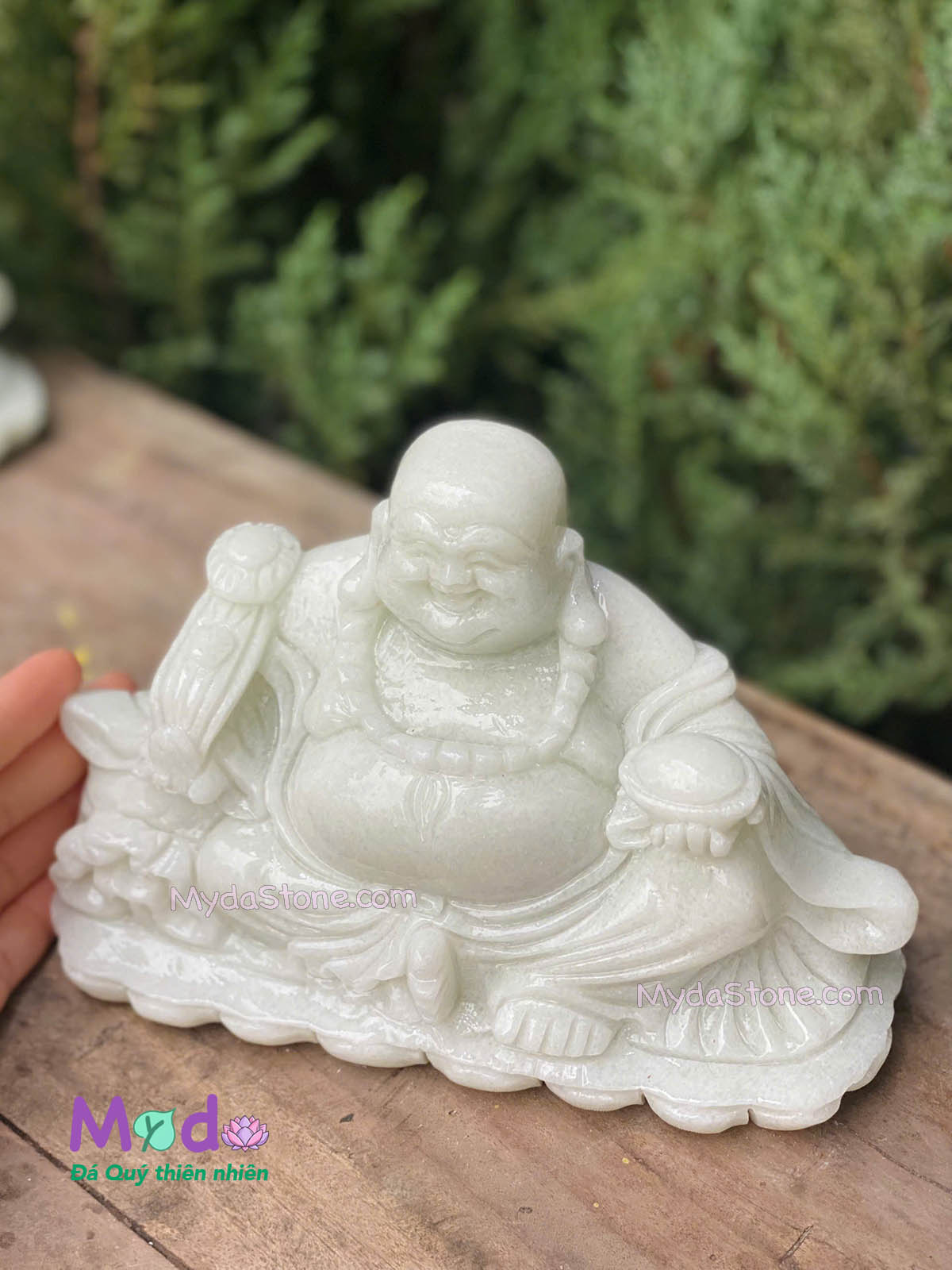Tượng Di Lặc ngồi đá Cẩm Thạch Trắng Xanh
