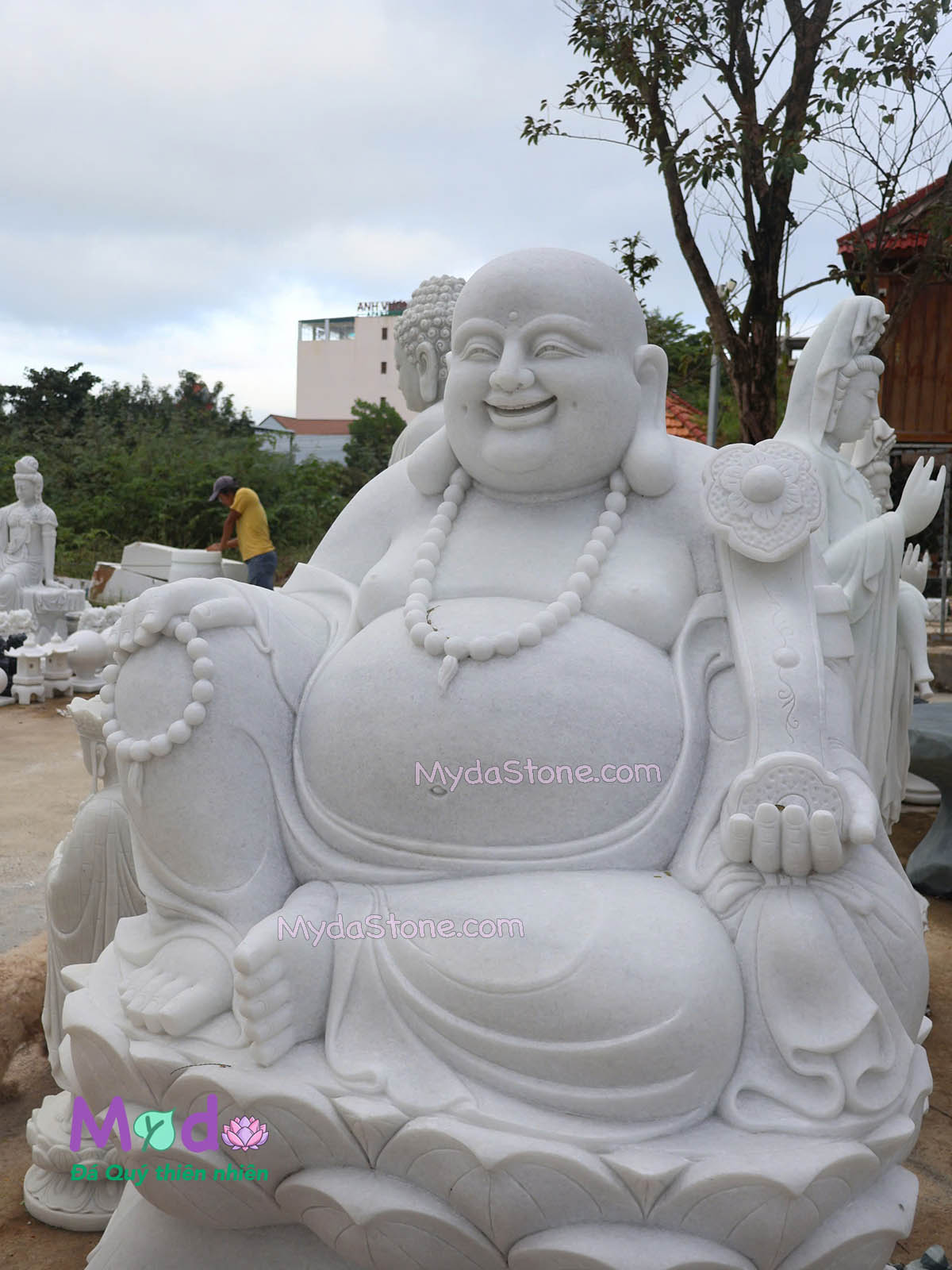 Tượng Phật Di Lặc ngồi đài sen đá Cẩm Thạch Trắng