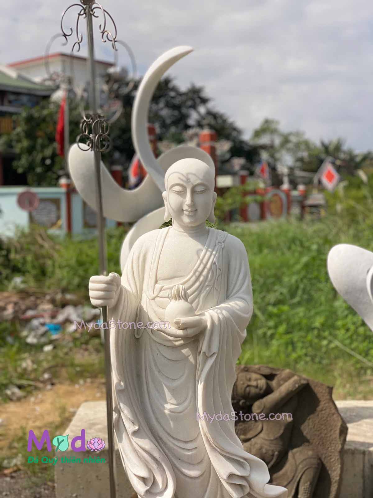 Tượng Phật Địa Tạng đứng đá Cẩm Thạch Trắng