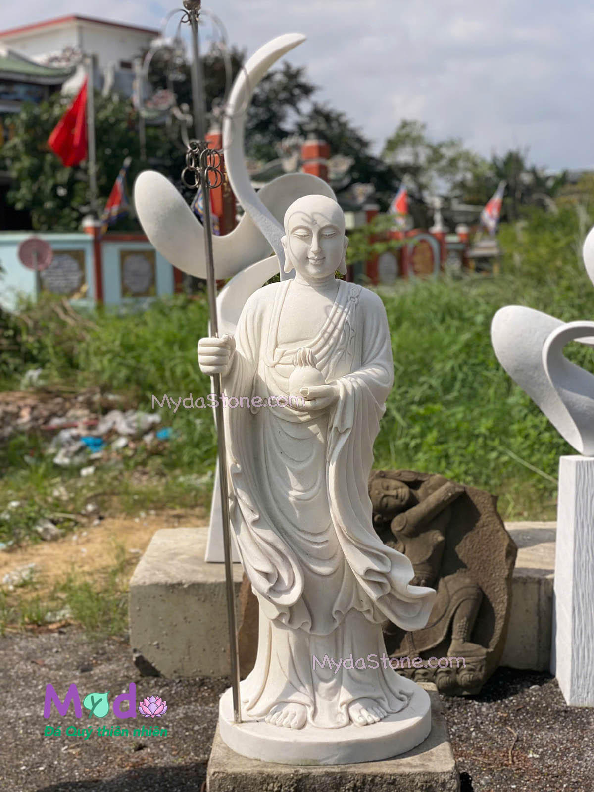 Tượng Phật Địa Tạng đứng đá Cẩm Thạch Trắng