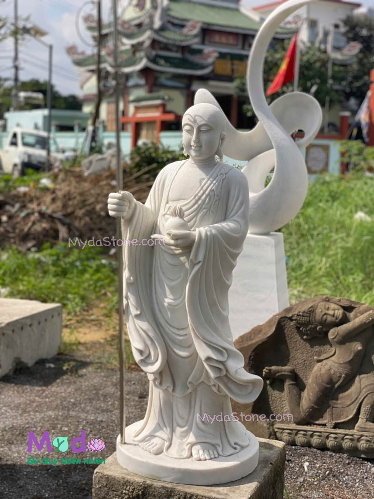 Tượng Phật Địa Tạng đứng đá Cẩm Thạch Trắng